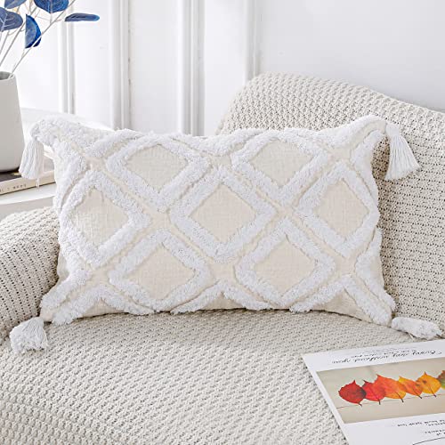 Panod Super Soft Farmhouse Decorative Plush Throw Pillow Covers 12 X 20 White,Solid Diamond Pattern Tufted With Tassels Modern Accent Boho Lumbar Cushion Cover Pillow Case For Couch Sofa #TOP5
