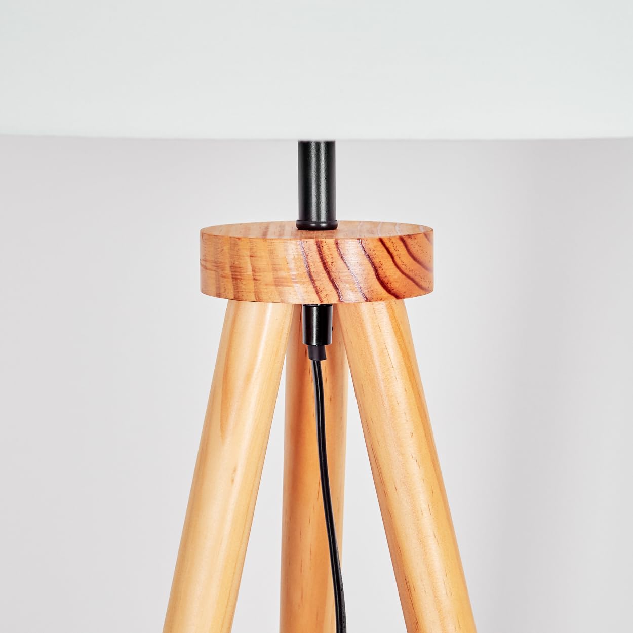 HOFSTEIN Stehleuchte Flemming, Stehlampe aus Holz/Metall im modernen Boho-Design, Schirm aus Stoff, Ø 50 cm, 154 cm, E27, Fußschalter - Wohnzimmer, Schlafzimmer, Esszimmer, Flur