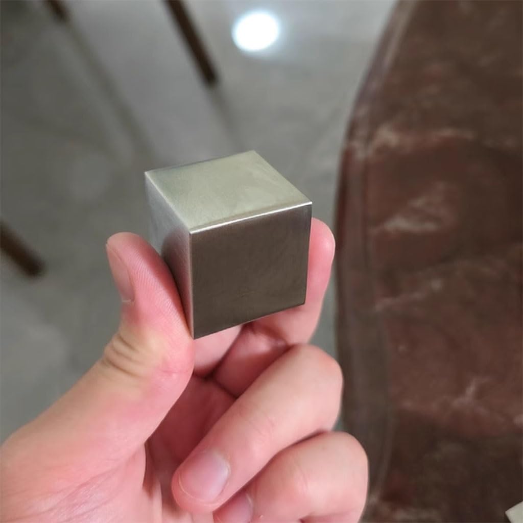 Fermacarte cubo in acciaio inossidabile 304, blocco quadrato solido lucido, resistente all'erosione, design durevole, perfetto per ufficio o decorazione domestica, dimensioni 45 x 45 x 45 mm