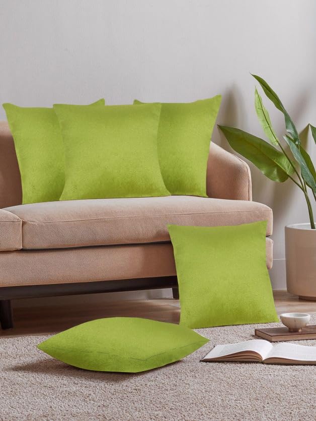 Image of Amazon Brand - Umi Velvet Decorative Cushion Cover 16x16 Inch - Set of 5, Soft Solid Square Throw Pillow Covers for Sofa, Living Room or Home Decor - 40x40 cm in Green Color