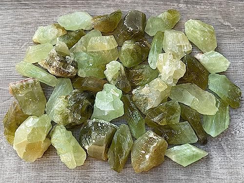GAF TREASURES 1 Pound Green Calcite Rough, Natural Green Calcite Stones - Raw Calcite Green Rock for Decor, Tumbling, Cabbing, Polishing, Fountain Rocks, Wicca, and Reiki (Green Calcite)