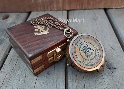 Brújula grabada Royalmart, Brújula personalizada y funcional miniatura 6