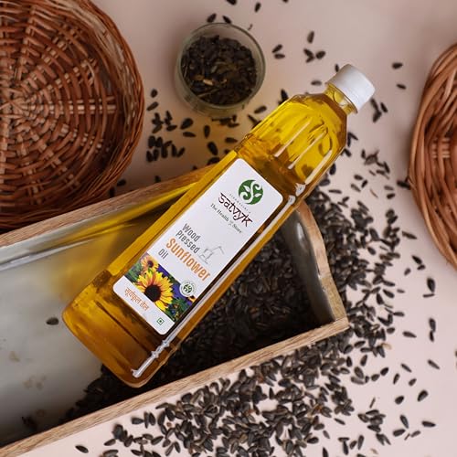 Image of S Siddhagiri's SATVYK THE HEALTH re STORE Wood Pressed Sunflower Oil - (500ml) - | Unrefined Cooking Oil| Wooden Ghani | High in Anti-Oxidants | Kachi Ghani Sunflower Oil