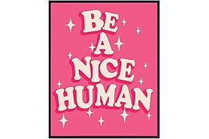 Girly Wall Decor: Embrace the Y2K Vibe