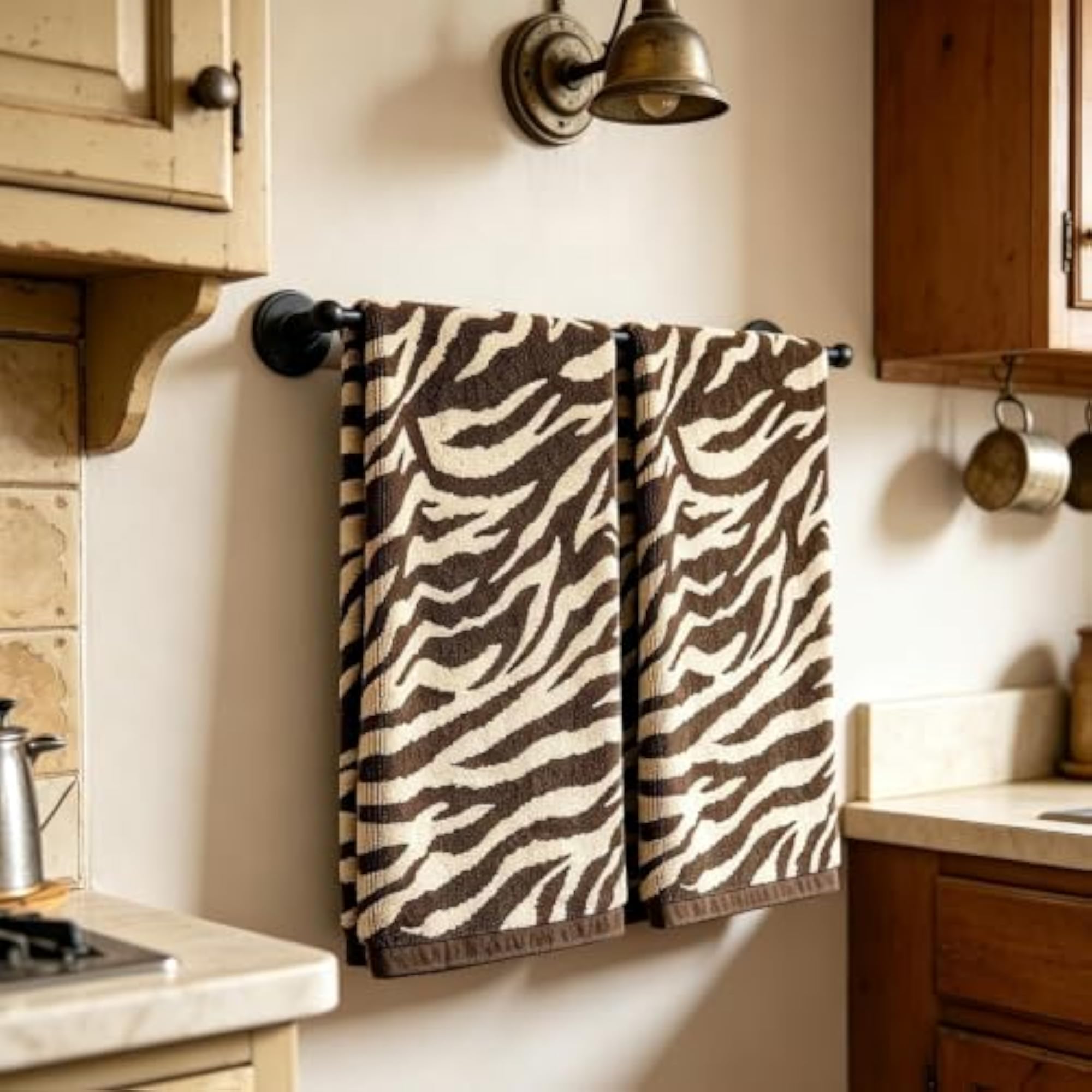 2 Pcs Zebra Print Hand Towels Jacquard
