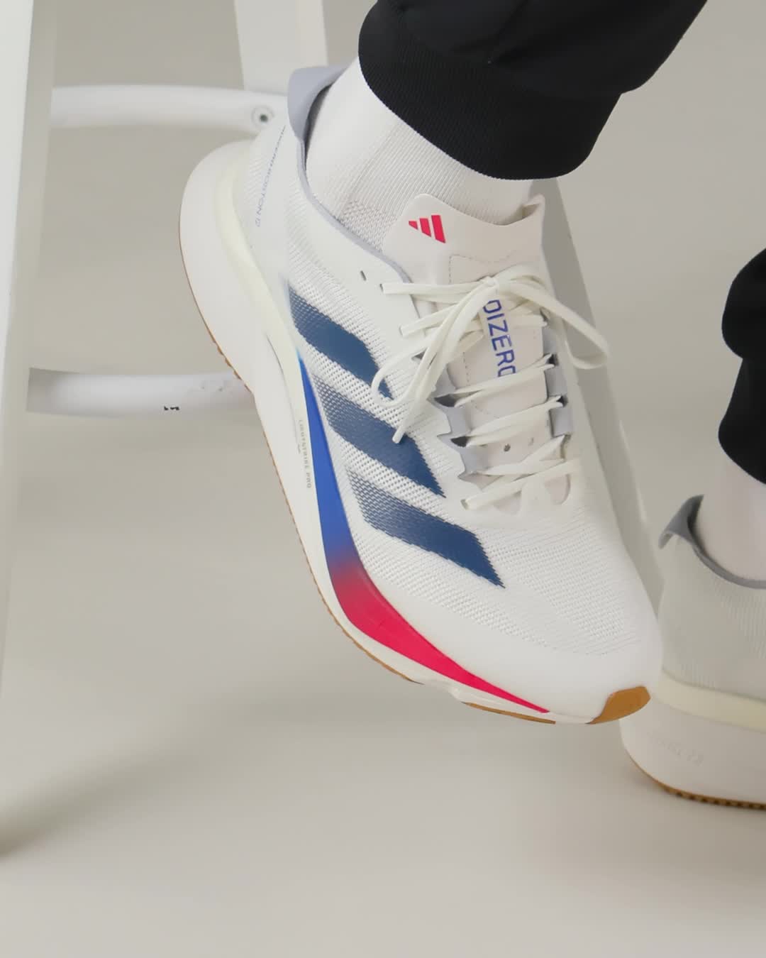 Amazon | アディダス ランニングシューズ アディゼロ ボストン 12 ユニ