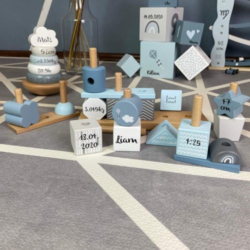 KIDSLINO Steckspiel Haus Blau I Geschenk zur Geburt personalisiert I Holzspielzeug I Personalisierte Geschenke Baby I Label-Label I Steckspielzeug mit Name & Geburtsdaten