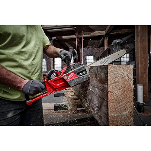 Milwaukee 2727-20 M18 Fuel 18 Volt Lithium-Ion Battery 16 Inch Cordless Brushless Chainsaw with 12.0 Ah Battery and M18 Rapid Charger Kit (Non-Retail Packaging)