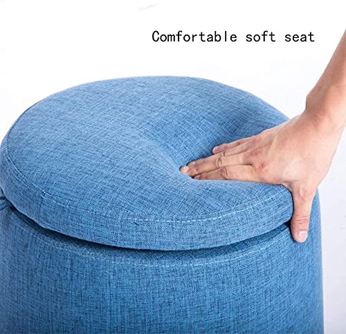 Taburete pequeño de tela para sofá que soluciona la falta de espacio en salones compactos 5