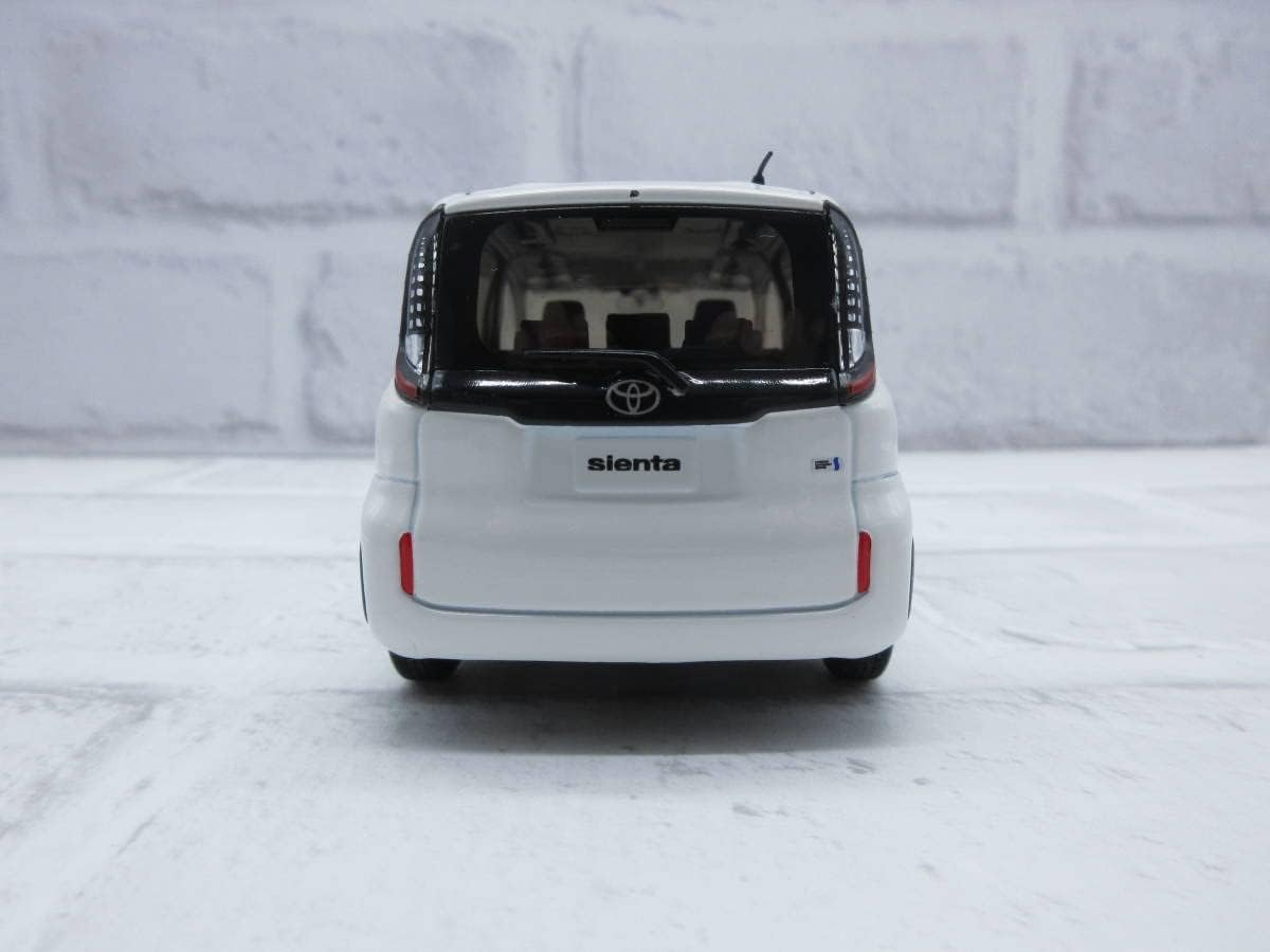 1/30 トヨタ 新型シエンタ Sienta 最新モデル 非売品 カラーサンプル