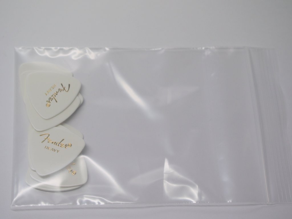 Amazon | Fender ピック×10枚 トライアングル HEAVY-WHT | ピック