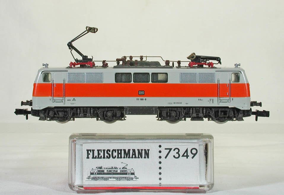 Amazon | FLEISCHMANN #7349 DB 旧西ドイツ国鉄 BR111電気機関