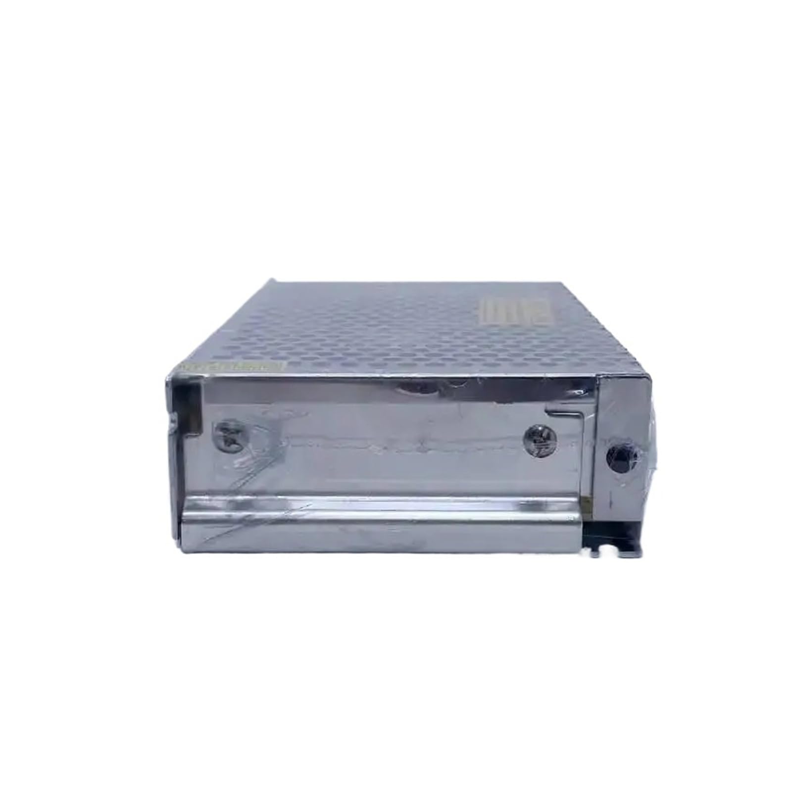 Alimentatore con interruttore a tripla uscita da 50 W. Protezione da 50 W