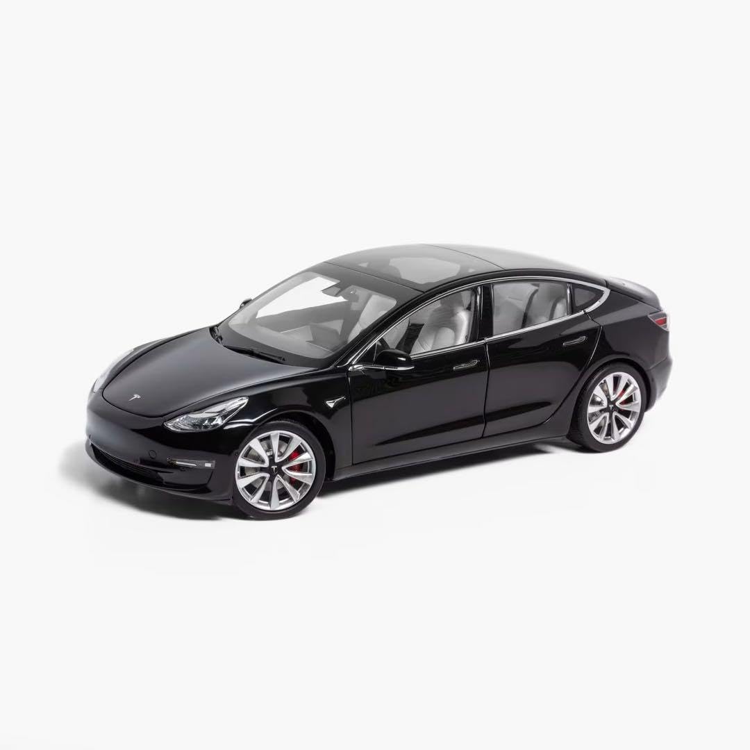 【新品未開封】Tesla Model3 1:18スケール　ダイキャストモデル Amazon.co.jp: テスラ Model 3 1 18スケールダイキャスト : おもちゃ