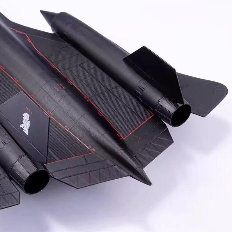 Amazon.co.jp: 1:72 SR-71 ブラックバード偵察機ダイキャストモデル
