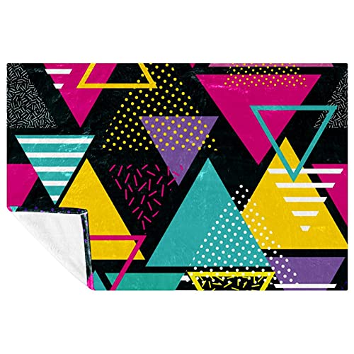 Couverture douce motifs triangles 150x100 cm pour lit et canapé