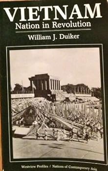 Paperback Vietnam: A Nation In Revolution Book