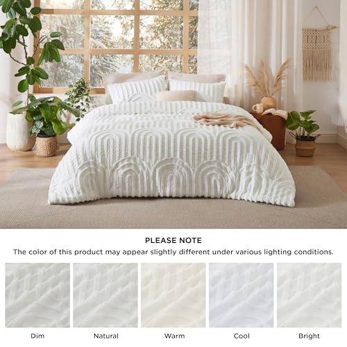 Image of Bedsure Boho Tufted White California King Comforter, GentleSoft 3 Pieces Boho Farmhouse-Style Decor Bedding, Arch Bedding for All Seasons, 1 Bed Comforter, 2 Pillow Shams, 104x96 Inches