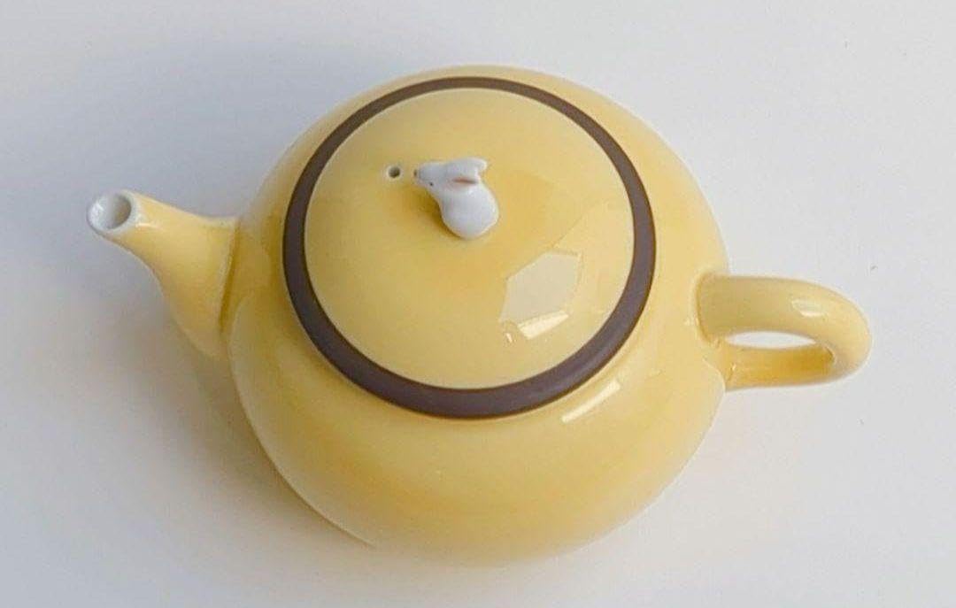 おだんご⭐　深川製磁 百年庵　黄地うさぎ　扇型小皿　5枚セット　桐箱付き Amazon | 廃盤 深川製磁 百年庵 黄地 兎 うさぎ 半月取皿揃 5枚管理