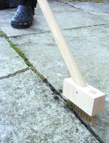 Burgon & Ball Long Handled Miracle Block Paving Brush