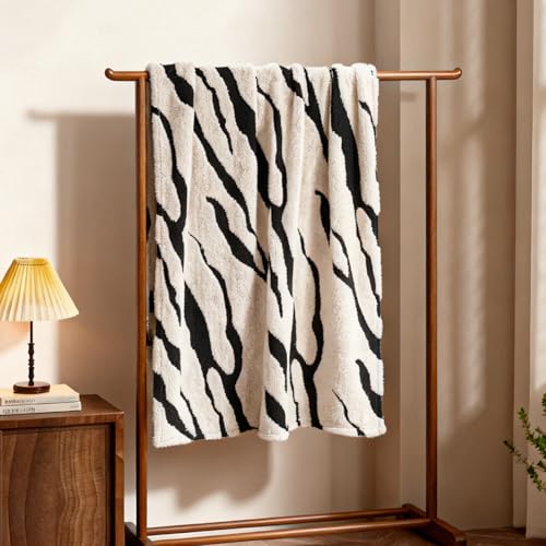 Manta de forro polar estampada de cebra - Manta ligera, suave y acogedora para sofá, cama y silla, Blanco y Negro, 50" x 70" miniatura 3