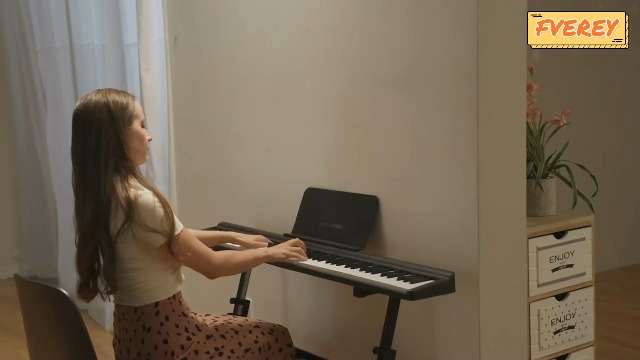 Watch Fverey Foldable Piano Keyboard The Best Choice for Beginner