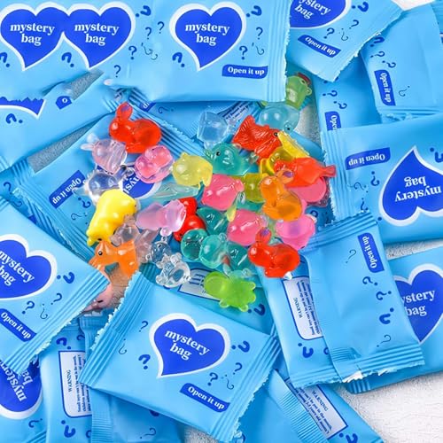 CTDWNT 100pcs Mini Glow in The Dark Animal Resin Models,Mystery Resin Animals Small Luminous Figures DIY Fairy Garden House Micro Landscape Aquarium Decor Random Design