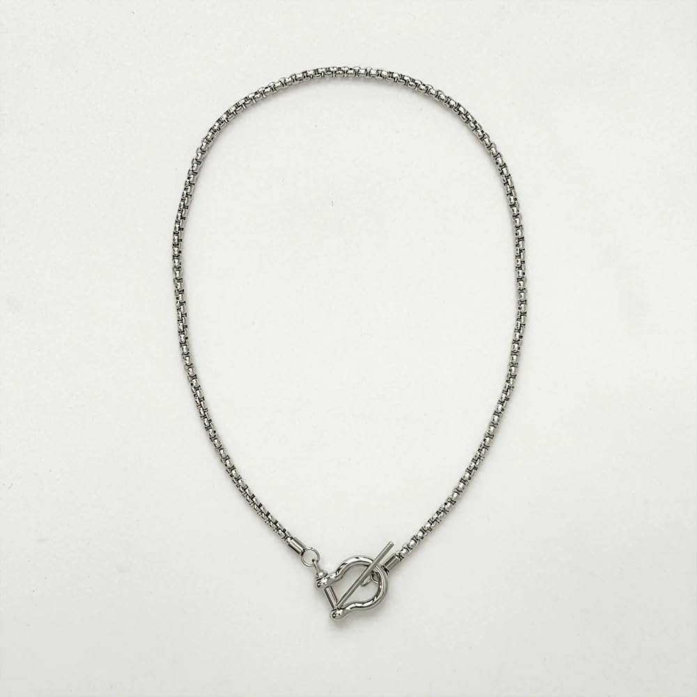 Silver Horseshoe Necklace - Lucky Horse Charm For Women and Men, Horseshoe Pendant for Teens and Adults