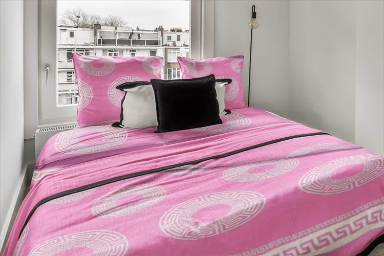 HolDreams - Juego de Fundas Nórdicas 4 Piezas - 135x200 cm - Juego de Cama - 2 Fundas de Almohada - Sabana Bajera 135x200 - Funda Edredon con Cremallera (135 Rosa)