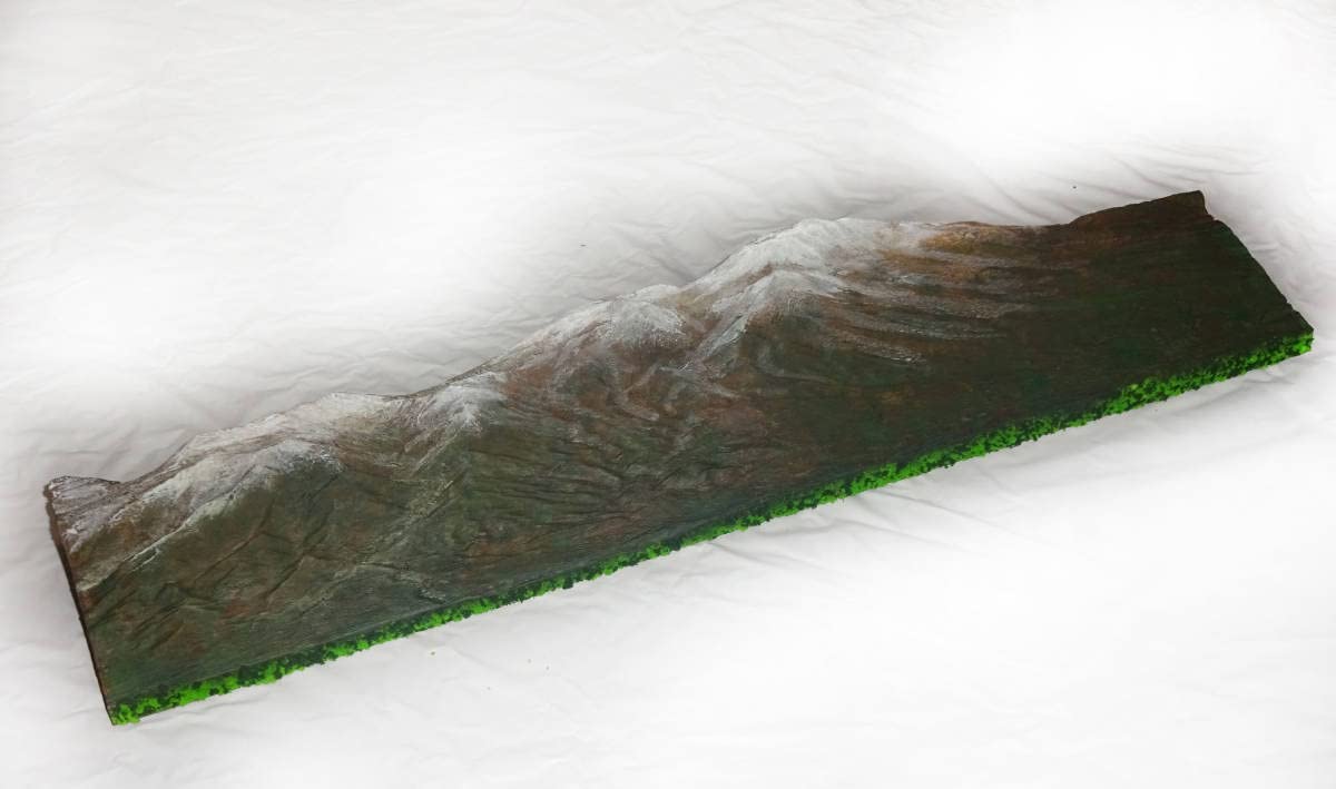 鉄道ジオラマ背景用山岳模型　　伯備線　伯耆大山　鉄道レイアウトの背景に最適 Amazon.co.jp: 鉄道ジオラマ背景用山岳模型 伯耆大山 伯備線