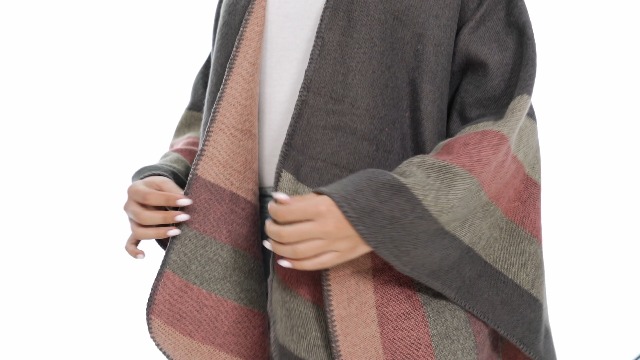 Pompon-Poncho für Damen • Poncho-Shop