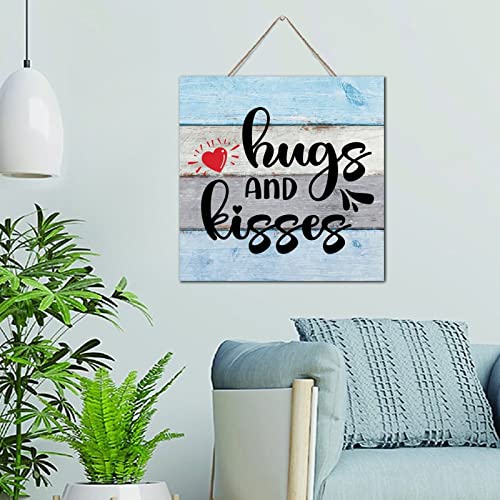 Panneau en bois Hugs and Kisses pour un salon chaleureux au style rustique