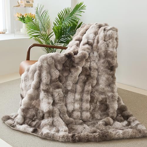 Faux Rabbit Fur Throw Blanket for Couch Gifts for Mom 50"x60" Tie-dye Brown