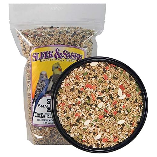 SLEEK & SASSY NUTRITIONAL DIET Garden Small Hookbill No Sunflower Bird Food for Lovebirds, Cockatiels, Quaker Parrots & Small Conures (2 lbs.)