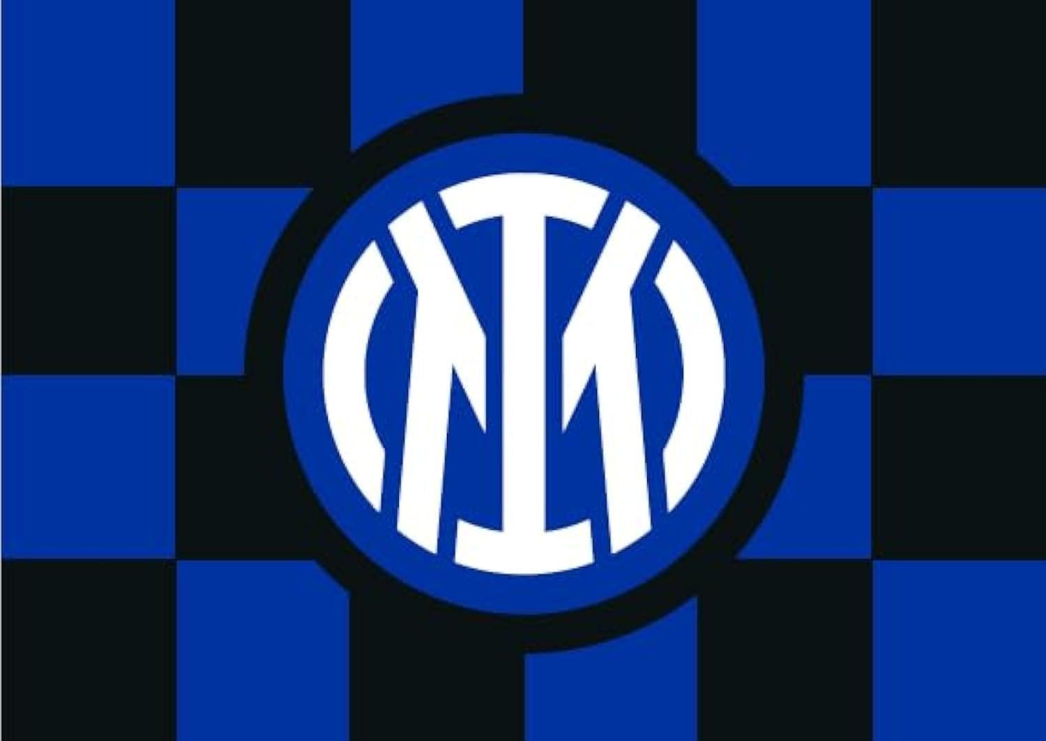 Inter Flaga 140 x 100 cm z nową grafiką w kratkę i logo na środku