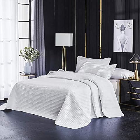 Everest Supply Oversize King,Cal King Box Stitch White Color Quilted Bedspread Coverlet 118 by 106 inches Plus 2 King Shams 20 by 36 inch Breathable, Reversible, Fade,Stain,Shrink,Wrinkle Resistant Cover