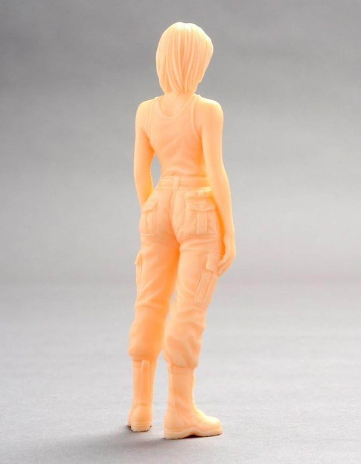 女性パイロットと戦闘ロボット　セット　マシーネンクリーガー風　1/35完成品 女性パイロットと戦闘ロボット セット マシーネンクリーガー風 1