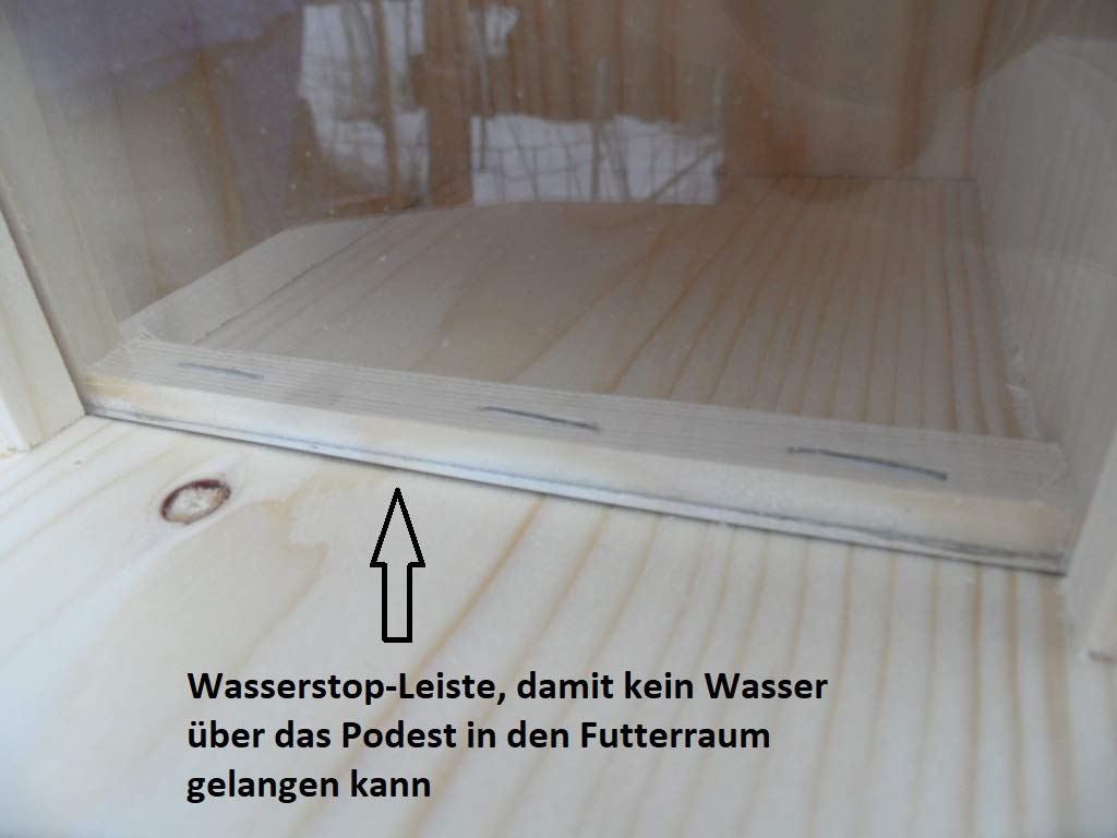 Eichhörnchen Futterhaus aus bayerischem Fichtenholz Made in Germany