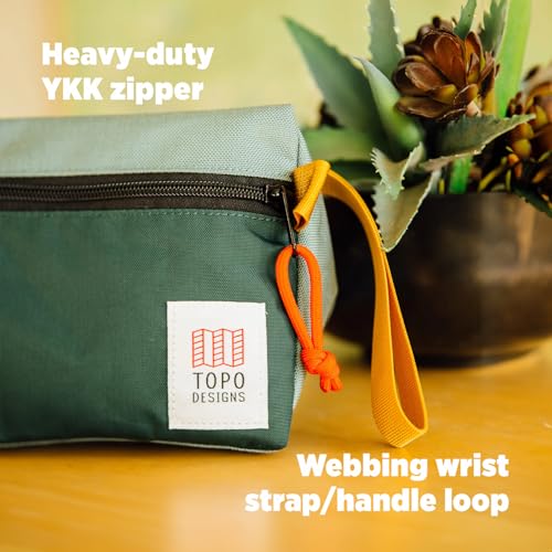 Topo Designs Dopp Kit4