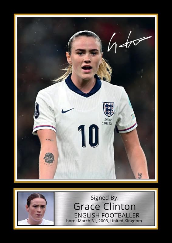 FoxyPrinting Grace Clinton Poster Print – England Lioness Midfielder & Man Utd Star – Framed or Unframed – Gift for Women’s Football Fans, A4 Poster + Silver Frame