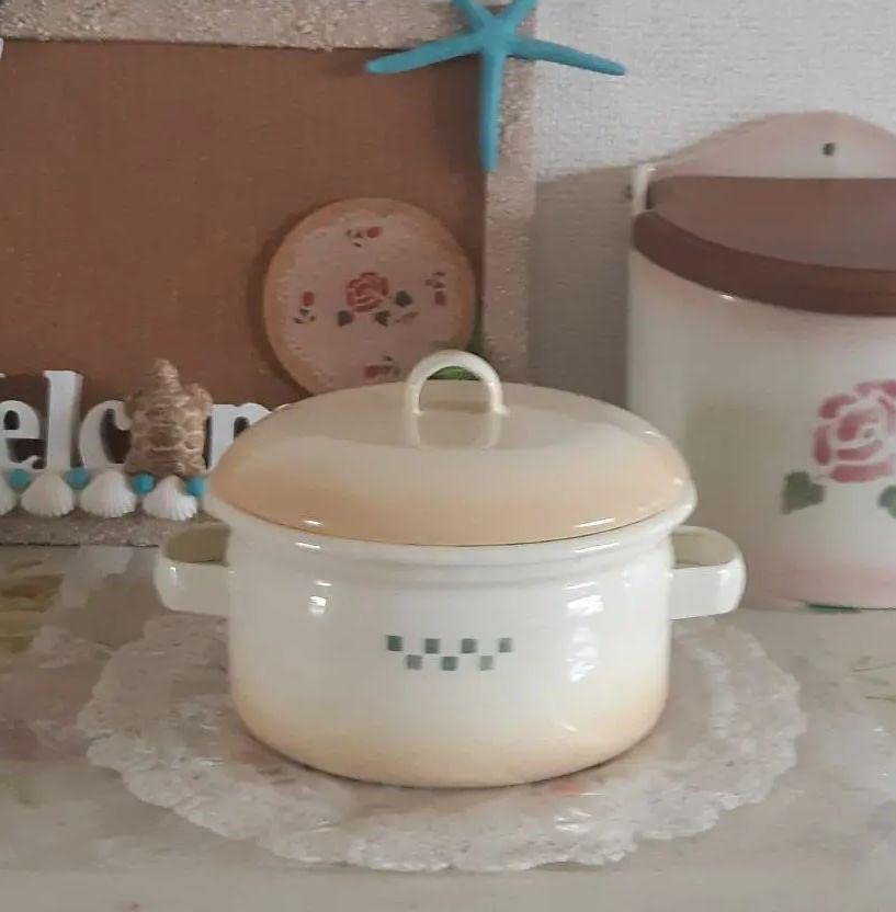 専用ページ❤マニー ❤テディベア キャセロールM  ホーロー Amazon.co.jp: マニー テディベア キャセロール ホーロー SS