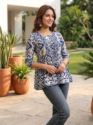 Image of NAINVISH Women's Blue Floral Printed A-line Square Neck Top (SD669 T)