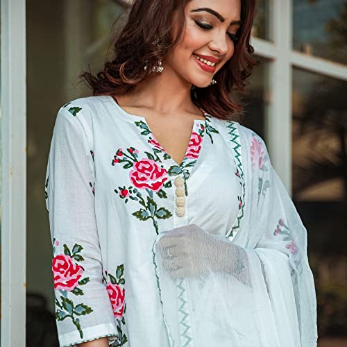Image of KLOSIA Women Pure Cotton Printed Straight Kurta with Pant & Dupatta Set