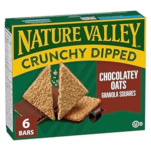 NATURE VALLEY Chocolatey Oats Crunchy Dipped Granola Bars, Snack Bars, No Artificial Colours, No Artificial Flavours, Pack of 6 Crunchy Granola Squares