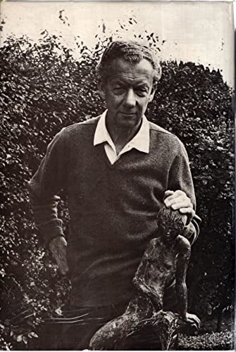 Music of Benjamin Britten 0460043501 Book Cover