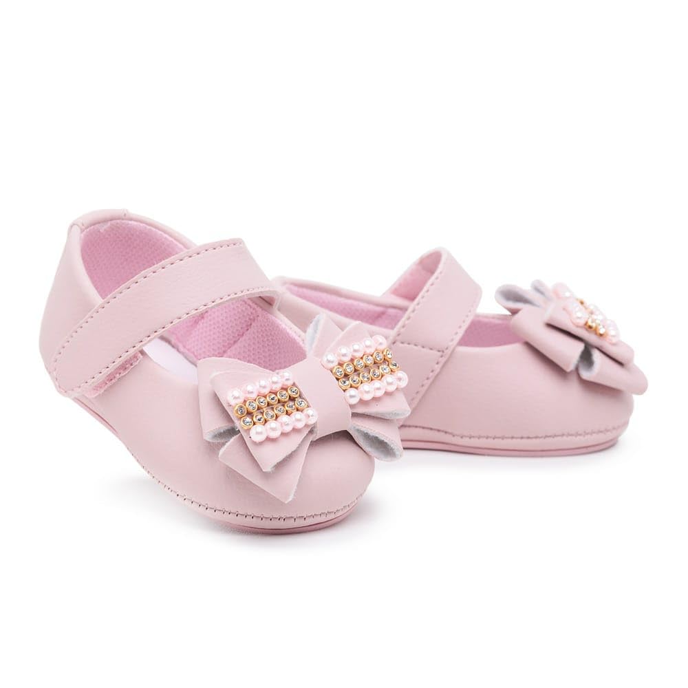 Sapatilha Infantil Bebê Menina Recém Nascido Primeiros Passos Com Lacinho Para Batizado em promoção! Veja a oferta e mais achadinhos de Sapatos Infantis 3 Hoje é o melhor dia para comprar Sapatilha Infantil Bebê Menina Recém Nascido Primeiros Passos Com Lacinho Para Batizado com aquele preço maroto! Promoção! Aproveite a oferta! 3