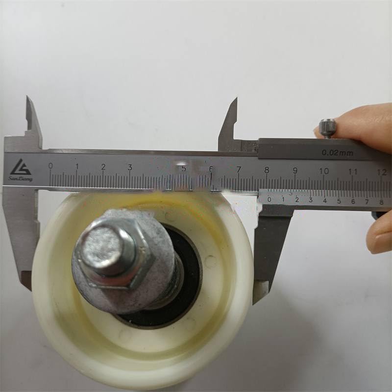 10PCS Escalator Handrail Roller with Shaft M12 OD80mm W60mm Bearing 6204 80x60x6204