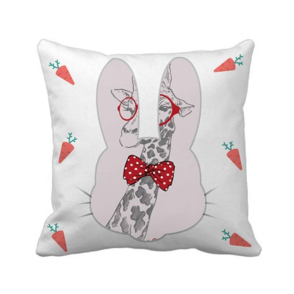 Housse de coussin girafe et lapin : un nid de douceur au salon