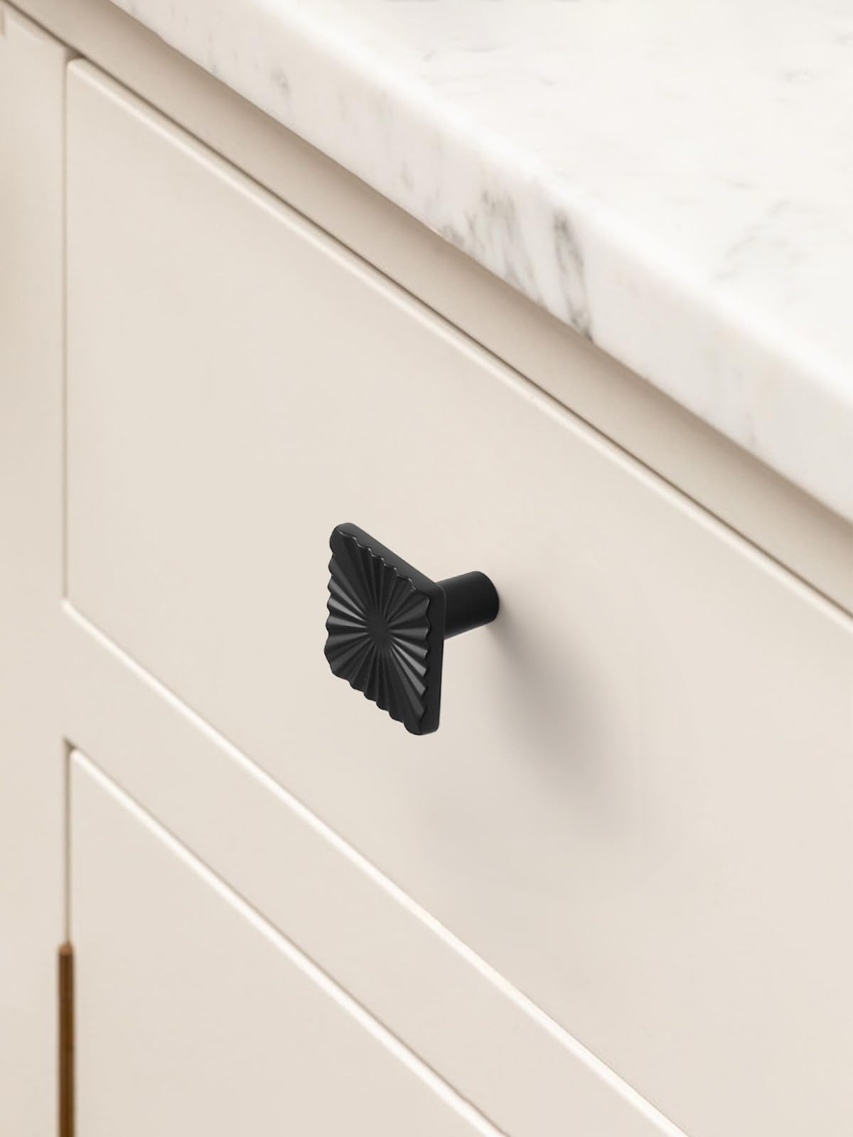 SORWDUERM 2 Pack Black Cabinet Knobs Black Flat Drawer Square Pulls Kitchen Cupboard Bathroom Dresser Cabinet Hardware Handles Zinc Alloy - Image 3