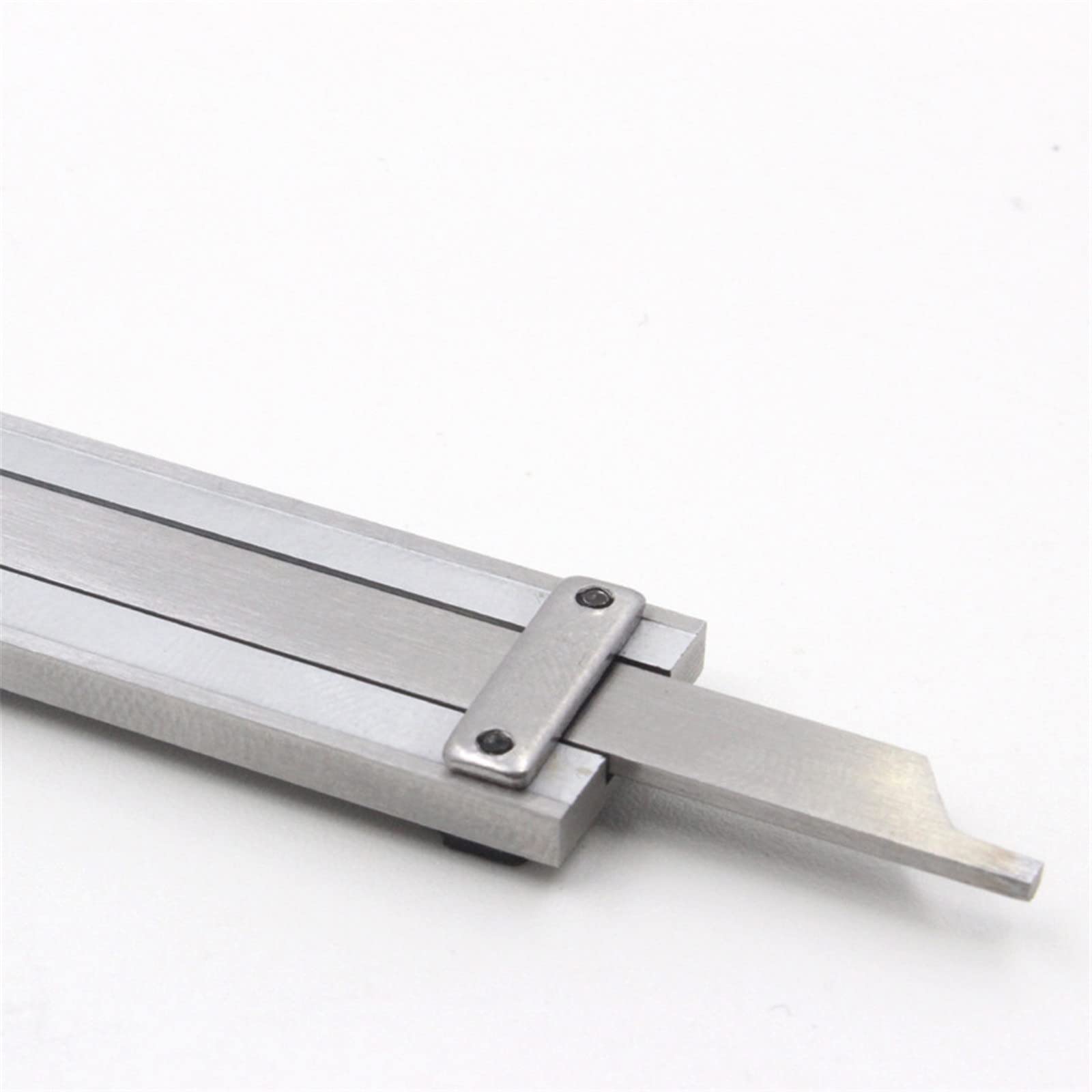 RajoNN Calibrador electrónico Digital Vernier con Calibre de Reloj 0-150-200-300 mm a Prueba de Golpes para el hogar e Industrial (Color: Plata, tamaño: 0.000-11.811 in)